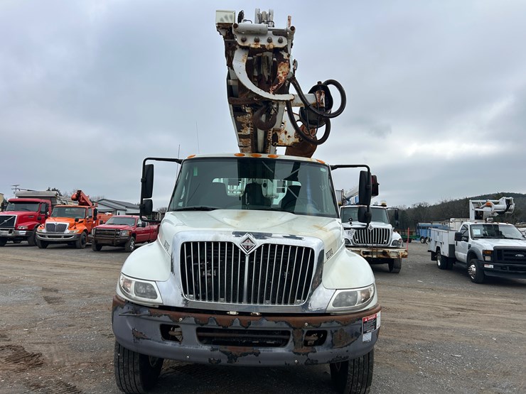 international-durastar-4300-image-6