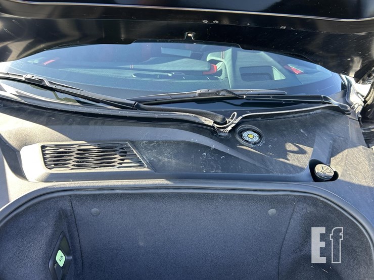 2021-chevrolet-corvette-image-41