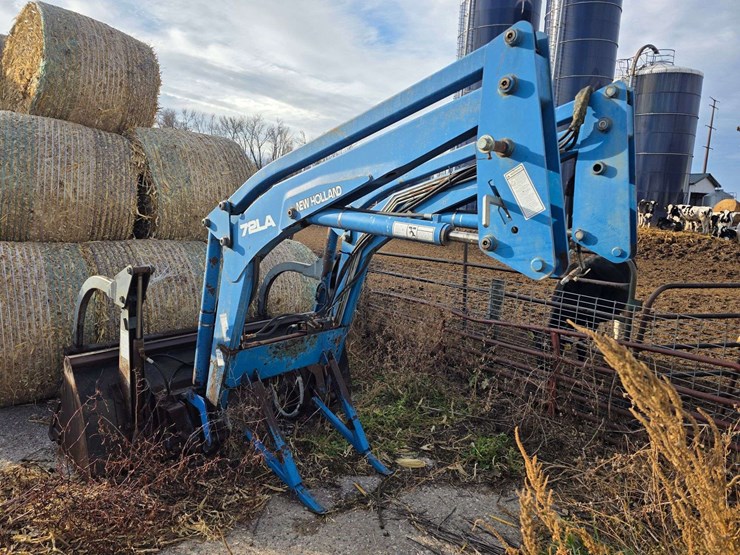 new-holland-72la-image-11