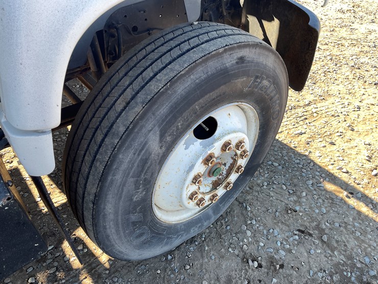 #1140-•-1995-chevrolet-kodiak-boom-truck-has-mn-title)-image-14