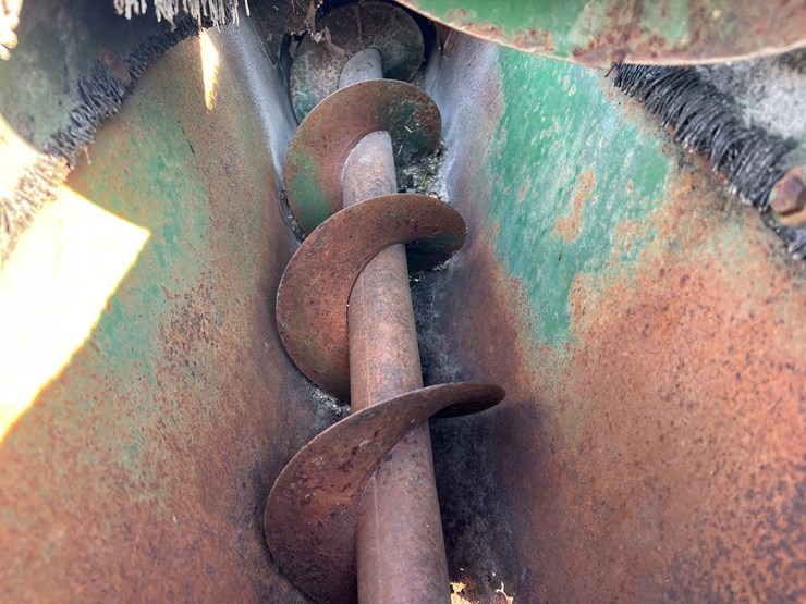 john-deere-400-image-4