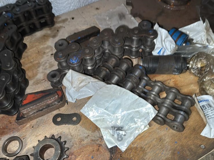 #170-•-contents-of-shelf-four*-image-8