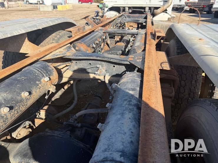 1997-volvo-f16-image-51