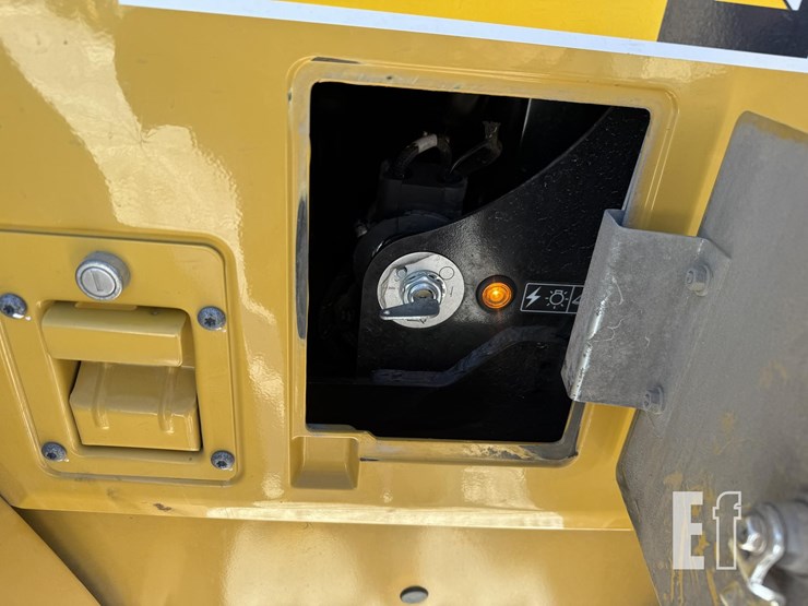 caterpillar-920-image-20