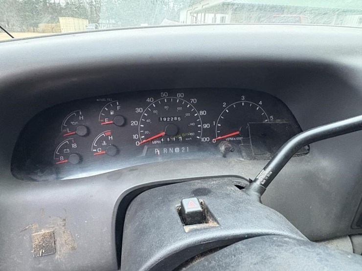 ford-f250-xlt-image-14