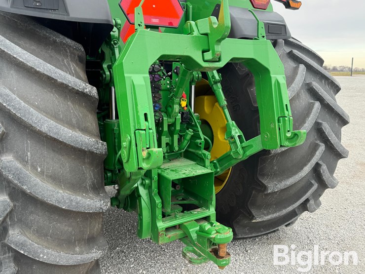 john-deere-8r-370-image-15