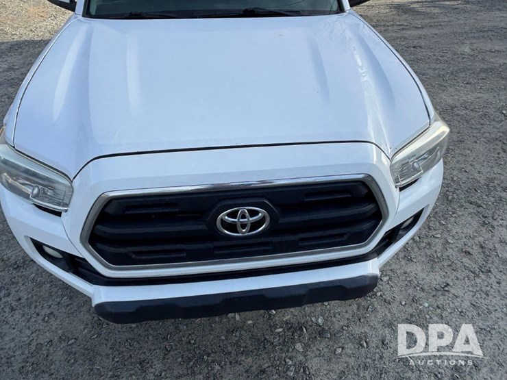 toyota-tacoma-image-15