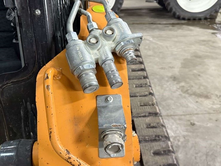 case-tv370b-image-21