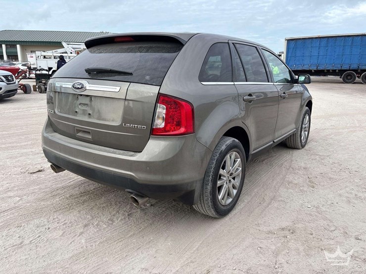 2014-ford-edge-image-3