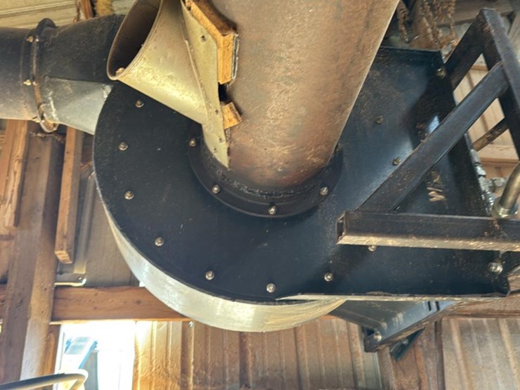 #127-•-whirlwind-dust-blower-image-2