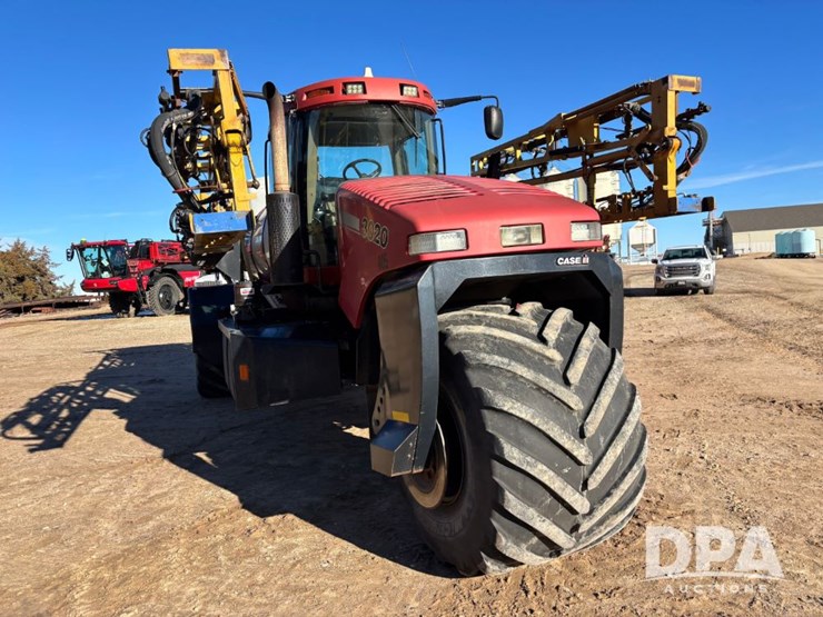 case-ih-titan-3020-image-5