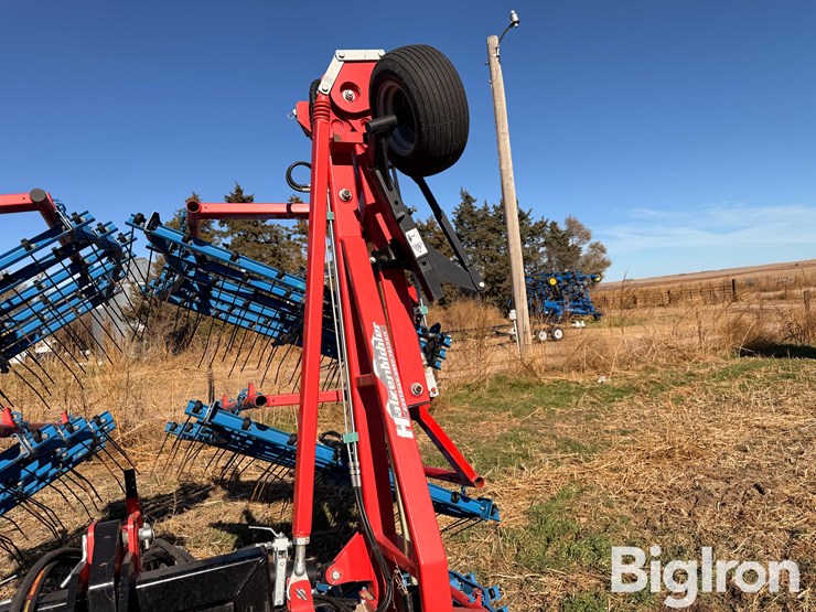 2022-hatzenbichler-30'-hydraulic-comb-harrow-image-14