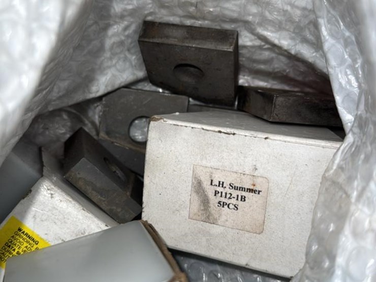 #196-•-skid-of-cylinders*-image-6