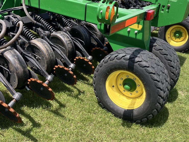 john-deere-1890-image-9