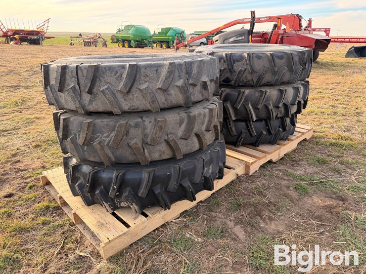 11r24.5-tires-on-valley-pivot-rims-image-4