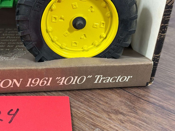 1961-john-deere-4010-image-2