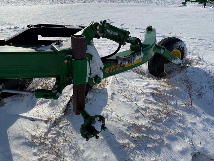 john-deere-3710-image-15