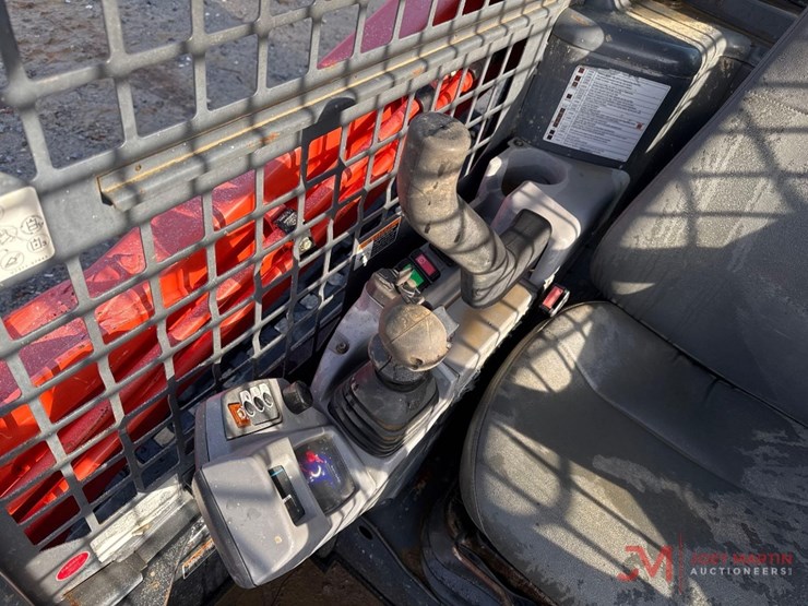 2019-kubota-svl95-2s-image-9