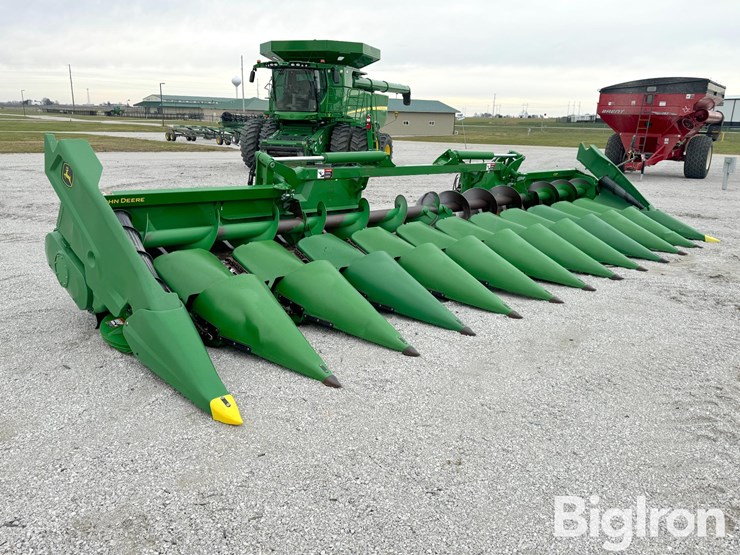 john-deere-c12f-image-6