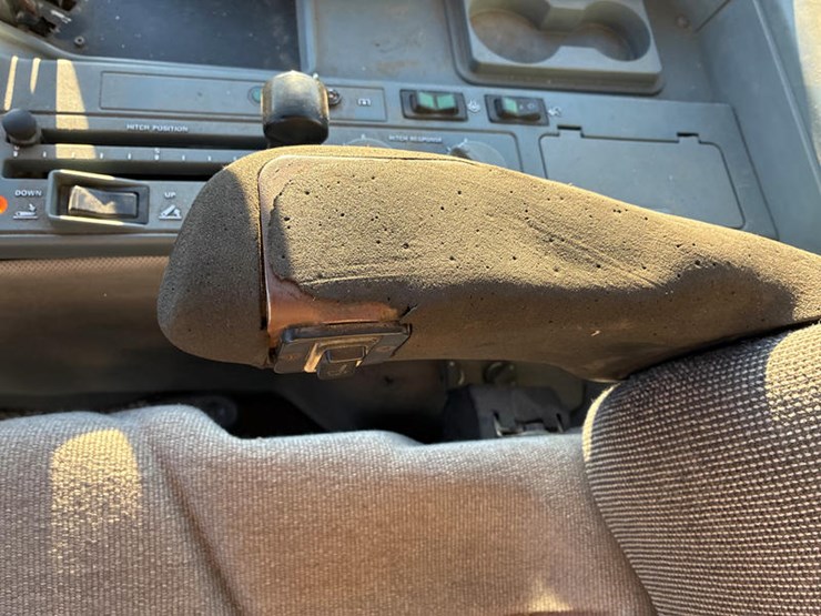 case-ih-8940-image-63