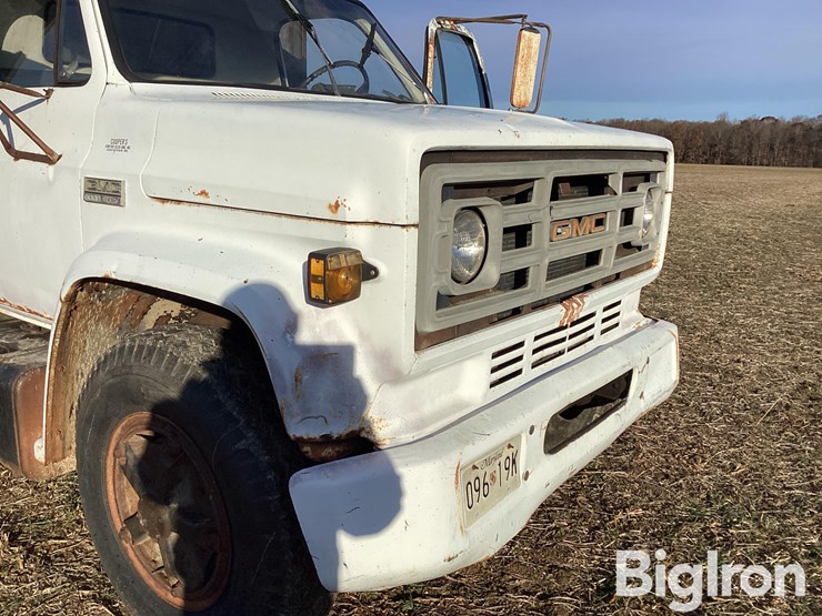 1977-gmc-sierra-6000-image-11