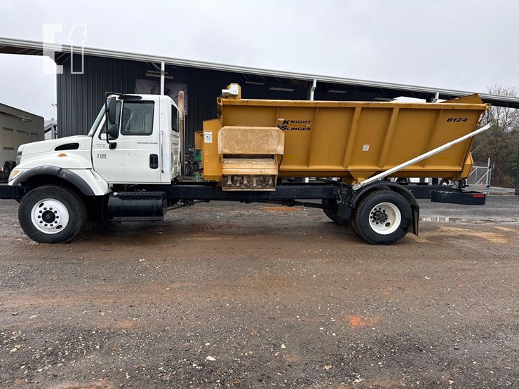 international-workstar-7300-image-2