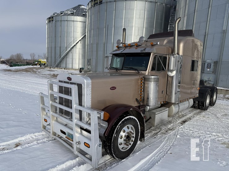 2004-peterbilt-379-image-7