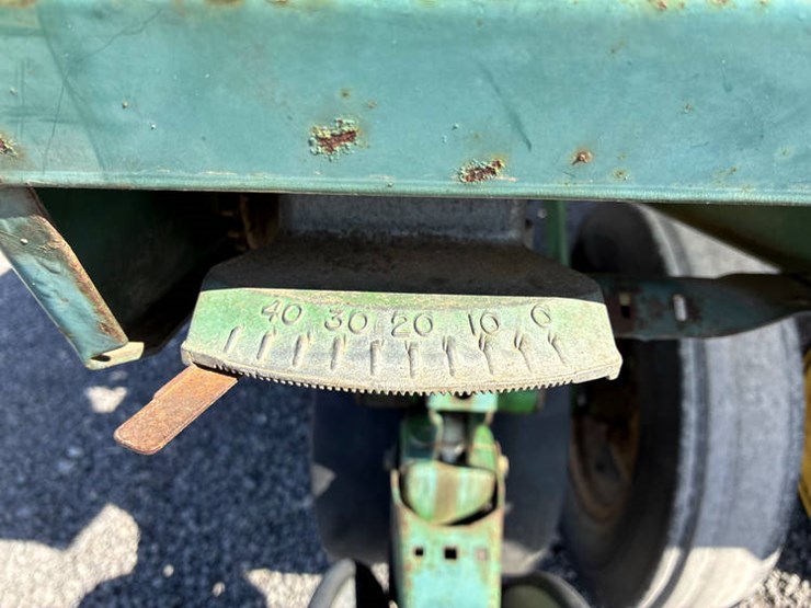 john-deere-7000-image-38