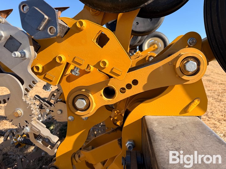 accura-flow-7530-12r30-danish-tine-cultivator-image-15