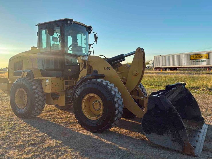 caterpillar-930m-image-3