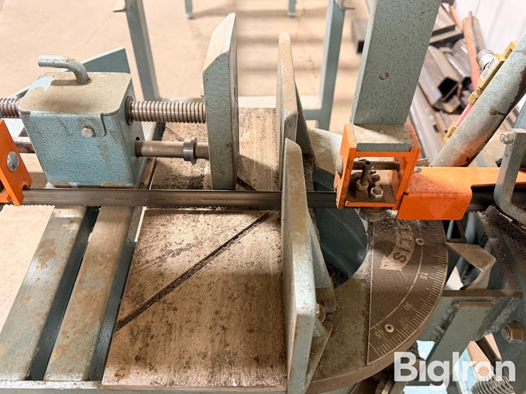 2023-ellis-1800-miter-band-saw-image-15