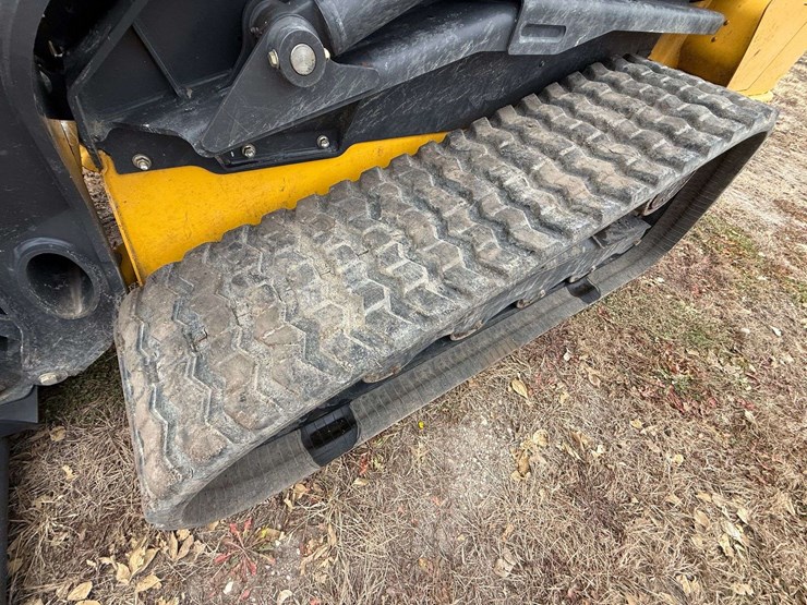 new-holland-c245-image-14