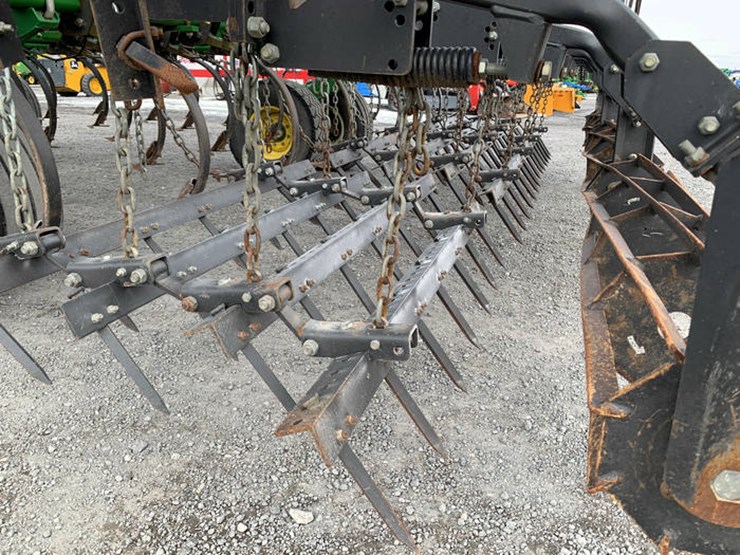 john-deere-2210-image-18