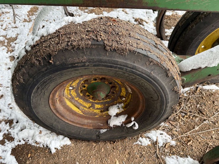 john-deere-17-image-9