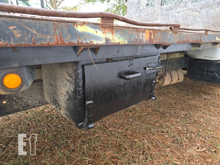 international-4700-image-16