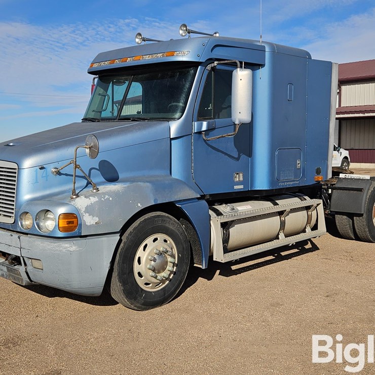 1999 FREIGHTLINER FLC120
