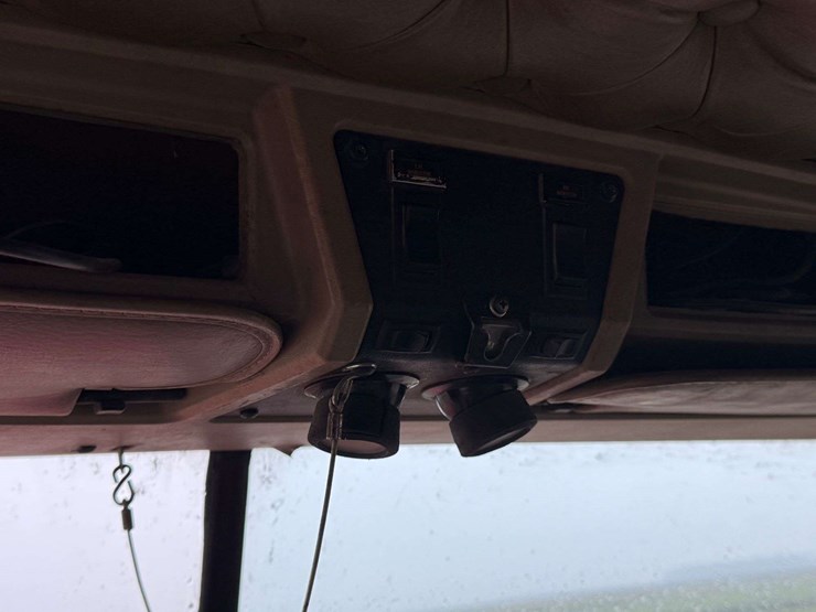 2001-kenworth-t800-image-27