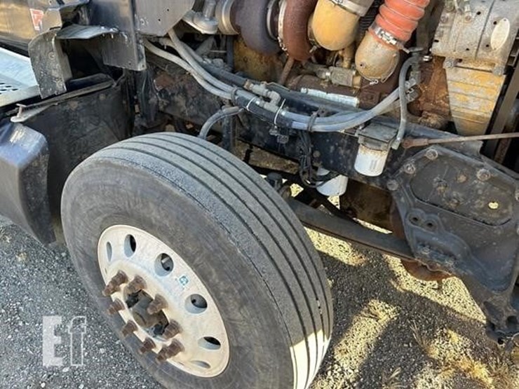 2006-kenworth-t600-image-25