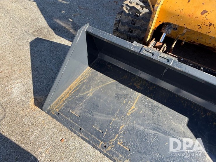 2024-caterpillar-289d3-image-19