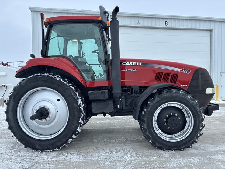 case-ih-magnum-190-image-5