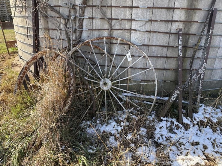 steel-wheels-&-other-scrap-image-2