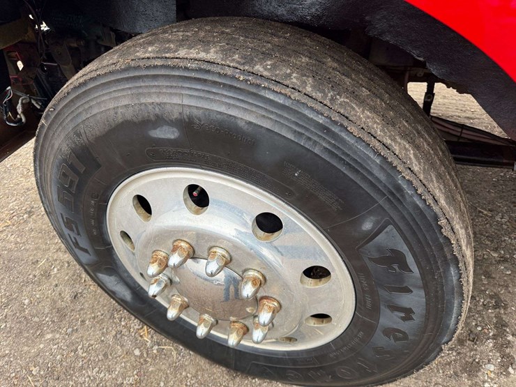 2001-kenworth-t800-image-16