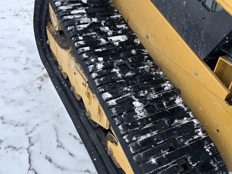 2019-caterpillar-259d-image-17