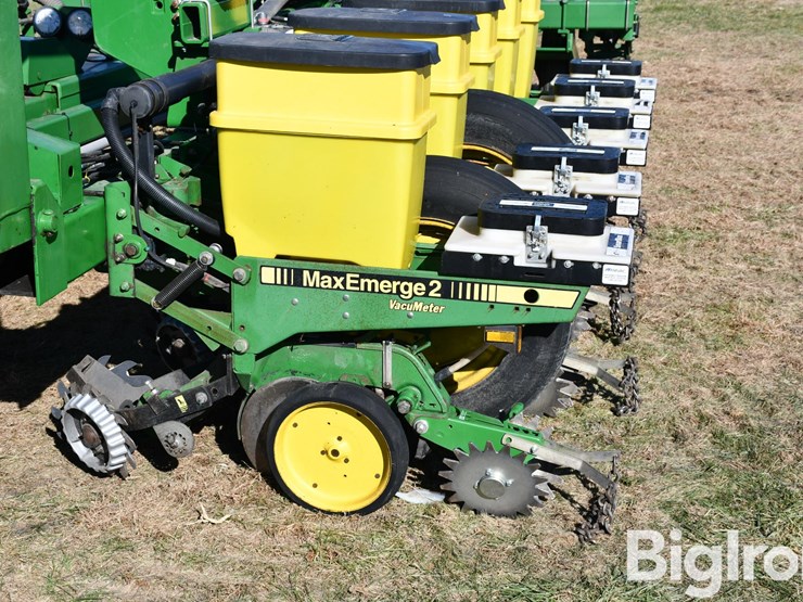 john-deere-7200-image-13