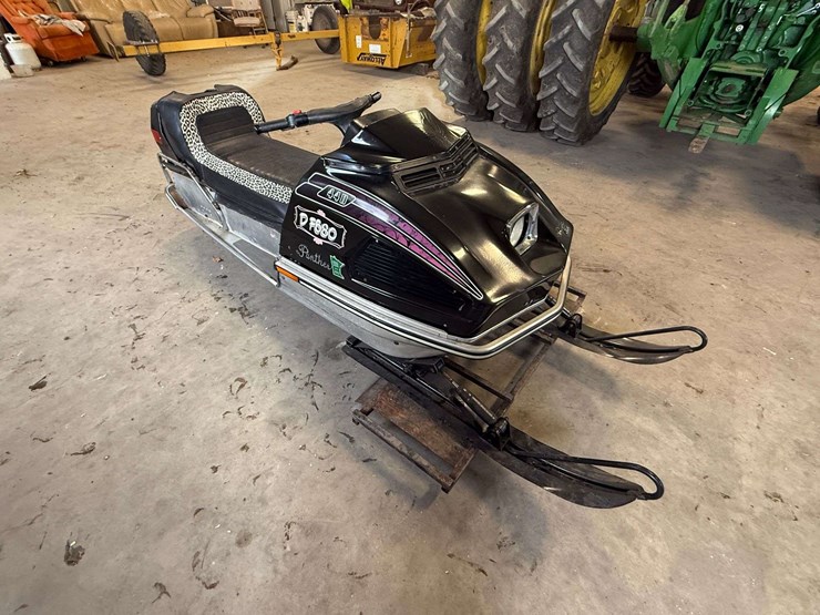 1974-caterpillar-440-image-16