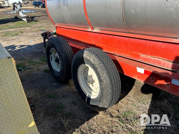 liquid-nurse-trailer-(cp1355,-tank-2227,-unit-92224)-image-5