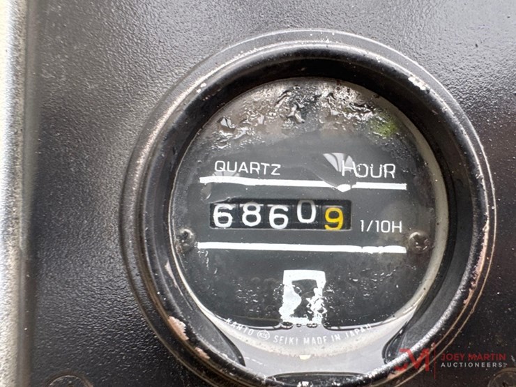 nissan-50-straight-mast-forklift-image-13