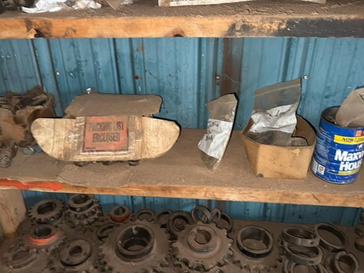 #136-•-bolt-bin-and-contents-of-room-image-24