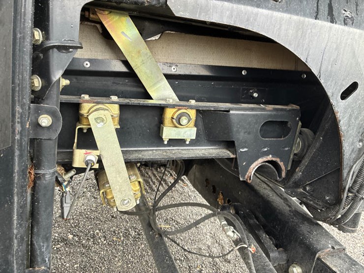 case-ih-8120-image-18