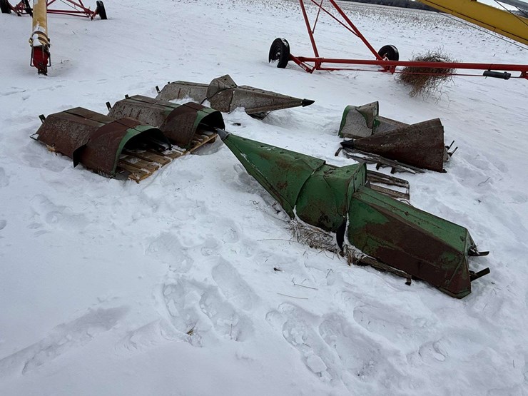 john-deere-843-image-1